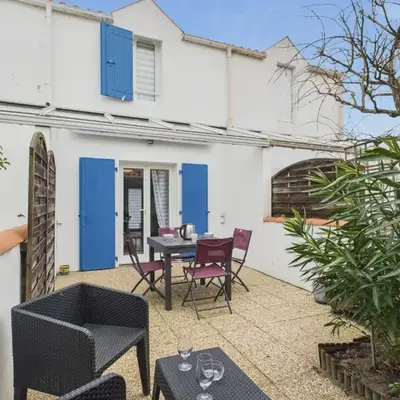 Maison pour 4 avec terrasse à 200m de la plage