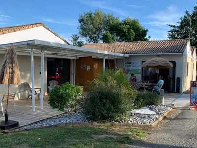 Bâtiment de le camping