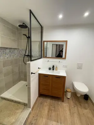 Salle de bains dans l'établissement Maison Pautin