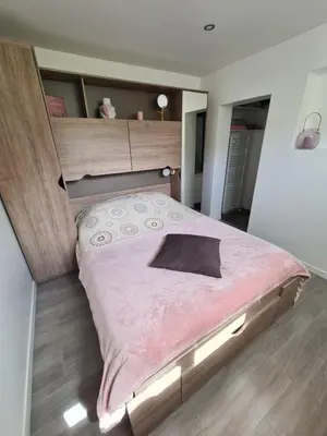 Un ou plusieurs lits dans un hébergement de l'établissement Mon boudoir en bord de mer