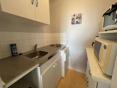 Cuisine ou kitchenette dans l'établissement SH010-083 - Appart 2 pièces 4 couchages SAINT HILAIRE DE RIEZ