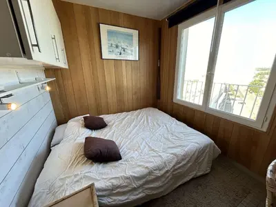 Un ou plusieurs lits dans un hébergement de l'établissement SJ600-026 - Appart 3 pièces cabine - 6 couchages SAINT JEAN DE MONTS