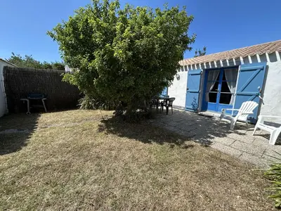 Jardin de l'établissement NO000-04V Mais 3 pièces- 4 couchages NOIRMOUTIER EN L'ILE