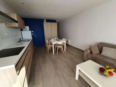 Cuisine ou kitchenette dans l'établissement SJ490-052 - Appart Studio cabine 4 couchages - SAINT JEAN DE MONTS