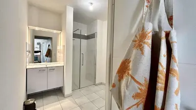 Salle de bains dans l'établissement GU000-115 Appartement 2 pièces 2 couchages- la Guérinière
