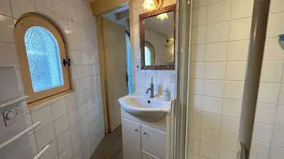 Salle de bains dans l'établissement GU000-18B - Mais 4 pièces - 7 couchages LA GUERINIERE