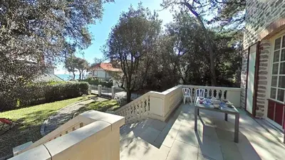 Jardin de l'établissement NO000-05P Mais 8 pièces 16 couchages NOIRMOUTIER EN L'ILE