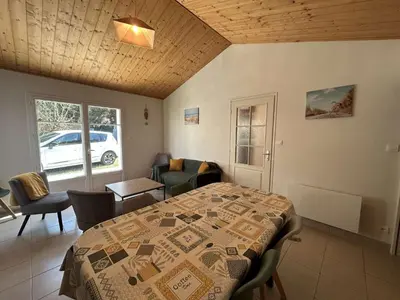 Coin salon dans l'établissement NO000-047 Mais 4 pièces- 5 couchages NOIRMOUTIER EN L'ILE