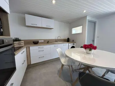 Cuisine ou kitchenette dans l'établissement NO000-11R Mais 2 pièces - 4 couchages NOIRMOUTIER EN L'ILE