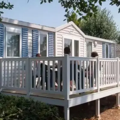 Mobil home confortable avec terrasse
