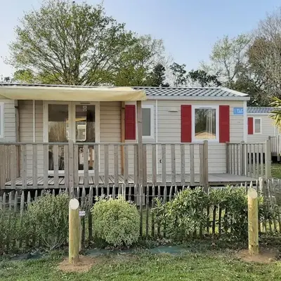 Mobil-home avec terrasse à La Bernerie-en-Retz - API-1-52-1421