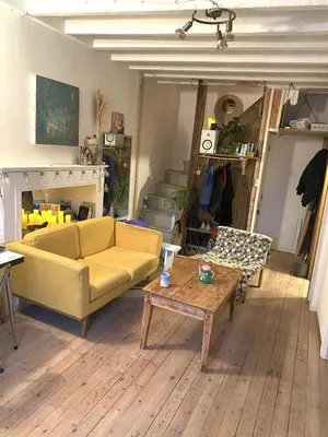 Coin salon dans l'établissement Joli maison de bourg