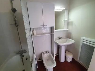 Salle de bains dans l'établissement SJ710-020 - Appart 2 pièces 5 couchages - SAINT JEAN DE MONTS