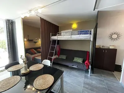 Coin salon dans l'établissement SH210-06A - Appartement studio 4 couchages - Saint Hilaire de Riez