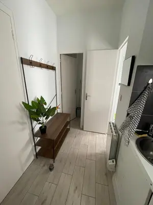 Cuisine ou kitchenette dans l'établissement Studio GARE hyper centre ville Angers