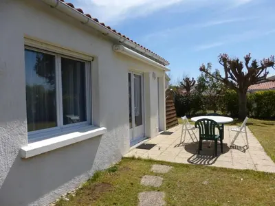 Jardin de l'établissement HI110-025 Mais 3 pièces mezz 6 couchages SAINT HILAIRE DE RIEZ