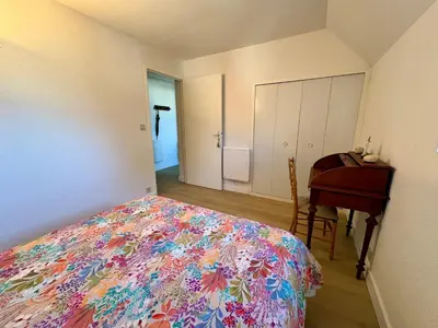 Un ou plusieurs lits dans un hébergement de l'établissement Bel appartement avec terrasse à deux pas de la mer