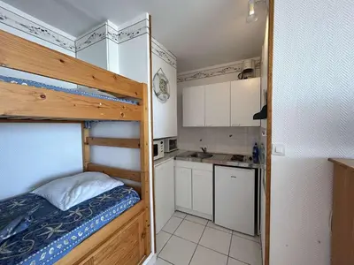 Cuisine ou kitchenette dans l'établissement SJ280-04C - Appart Studio 4 couchages SAINT JEAN DE MONTS