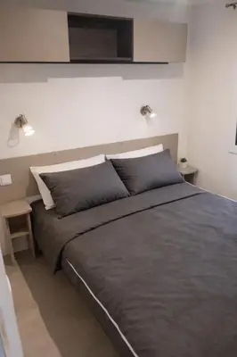 Plan de l'établissement Le Cocon des Pins - Mobilhome 6 pers, piscine