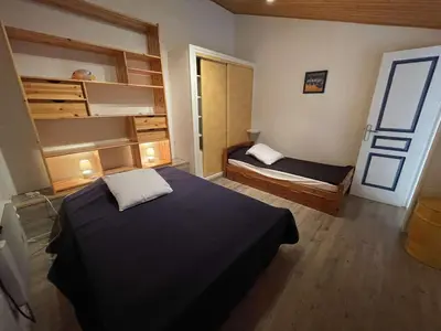 Un ou plusieurs lits dans un hébergement de l'établissement SJ245-028 - Appart Studio-mezz 4 à 5 couchages SAINT JEAN DE MONTS