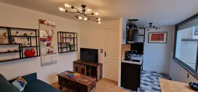 Cuisine ou kitchenette dans l'établissement Le Créatif - Hyper Centre - AirbookingAngers