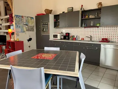 Cuisine ou kitchenette dans l'établissement NO000-035 Appartement 3 pièces - 4 couchages NOIRMOUTIER EN L'ILE