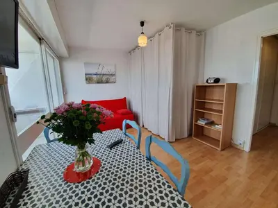 Coin salon dans l'établissement SH130-145 - Appart studio 4 couchages - SAINT HILAIRE DE RIEZ