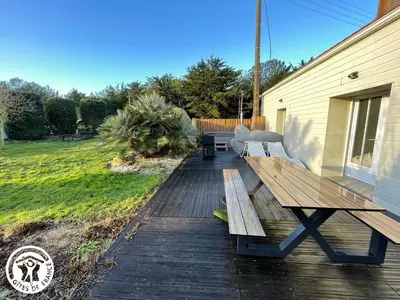 Jardin de l'établissement Maison Familiale à 700m Plage, Spa, Animaux Bienvenus - FR-1-426-602