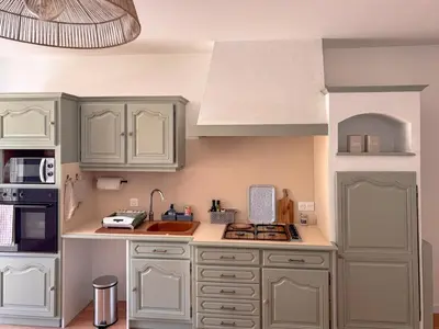 Cuisine ou kitchenette dans l'établissement Gite à la campagne 4-5 personnes 20 min parc