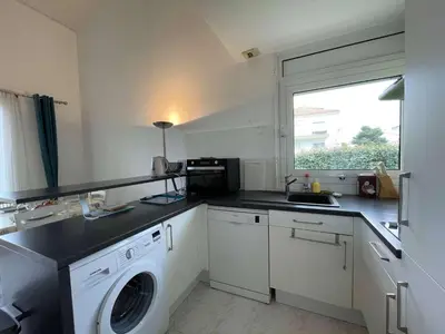 Cuisine ou kitchenette dans l'établissement SJ390-066 - Appart 4 pièces 7 couchages - SAINT JEAN DE MONTS