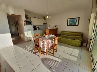 Cuisine ou kitchenette dans l'établissement SH080-003 - Appartement 2 pièces cabine 4 couchages - SAINT HILAIRE DE RIEZ