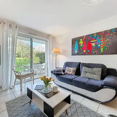 Apartment Le Clos de la Corderie by Interhome
