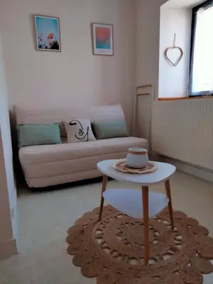 Coin salon dans l'établissement Maison 4 5 pers Cholet PuyduFou Maulevrier