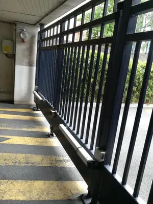 Balcon ou terrasse dans l'établissement Quiet apartment in Nantes city center with Secure parking