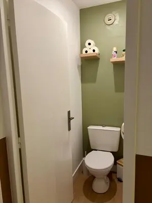 Salle de bains dans l'établissement L'Auréa - Design Cosy Calme et Lumineux