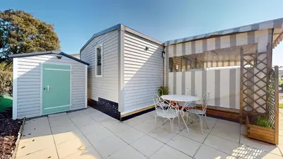 Terrasse ou espace extérieur de l'établissement La Cabane de Besse