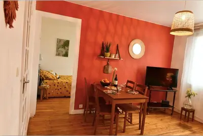 Télévision ou salle de divertissement dans l'établissement Le Clos des Sèvres - a stone's throw from Nantes