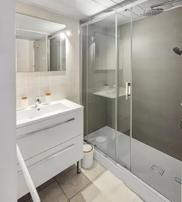 Salle de bains dans l'établissement Studio rénové proche Nantes idéal séjour pro