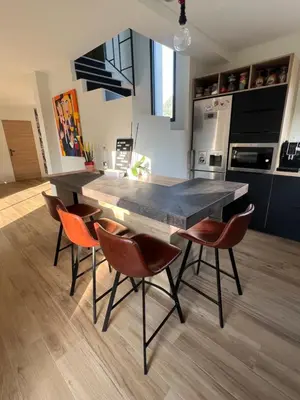 Cuisine ou kitchenette dans l'établissement Villa avec piscine et jacuzzi proche de Nantes et de La Baule - Pornichet