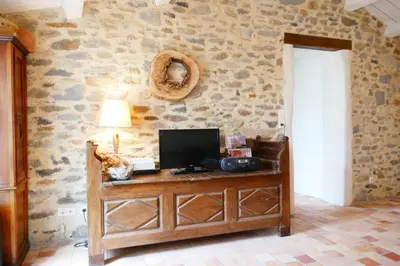 Télévision ou salle de divertissement dans l'établissement NO000-37P Mais 2 pièces - 2 couchages NOIRMOUTIER EN L'ILE