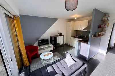 Cuisine ou kitchenette dans l'établissement Lumineux T3 avec Terrasse au Cœur de Nantes