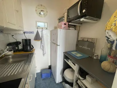 Cuisine ou kitchenette dans l'établissement SH160-017 Appart 2 pièces 4 couchages SAINT HILAIRE DE RIEZ