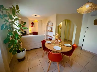 Coin salon dans l'établissement Le Carré Douillet, Appartement lumineux
