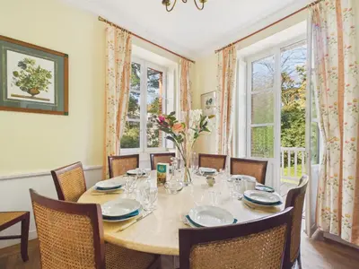 Plan de l'établissement Maison pour 10 avec jardin, 300 m de la plage