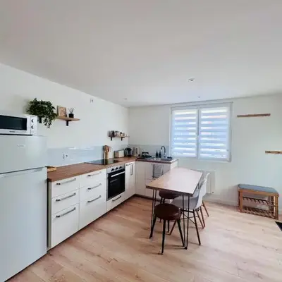 Escale Cosy - 10 min Puy du F - Jardin et Fibre