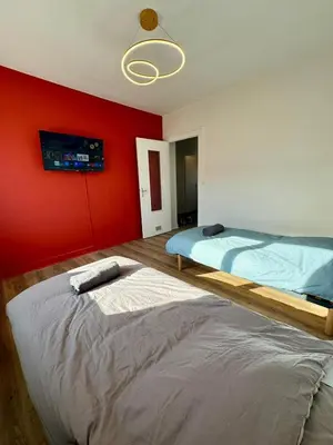 Un ou plusieurs lits dans un hébergement de l'établissement Paul Bert#4 - Newly renovated 2-bedroom apartment near Chantiers