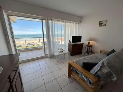 Télévision ou salle de divertissement dans l'établissement SJ765-032 - Appart 3 pièces 6 couchages SAINT JEAN DE MONTS