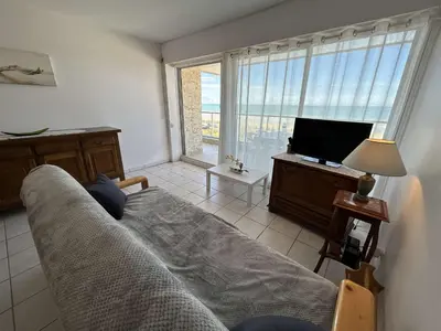 Télévision ou salle de divertissement dans l'établissement SJ765-032 - Appart 3 pièces 6 couchages SAINT JEAN DE MONTS