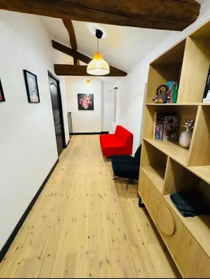 Coin salon dans l'établissement Villa Bella