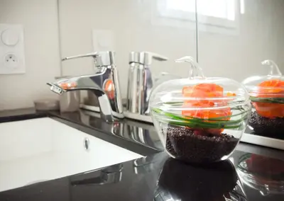 Cuisine ou kitchenette dans l'établissement Logis de l'Hermitage
